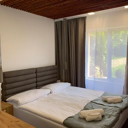Sunray Guest House, Private & With Lovely Sea View Gæstehus *