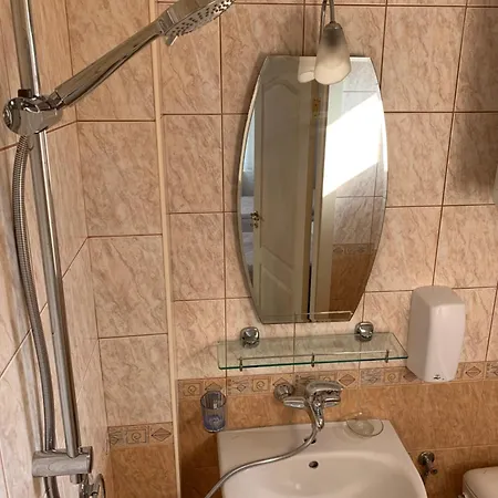 Sunray بيت ضيافة فارنا