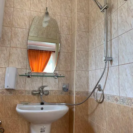 Πανσιόν Sunray Guest House, Private & With Lovely Sea View Βάρνα