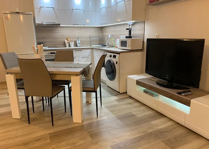 Sunray Guest House, Private & With Lovely Sea View Pensiune Varna