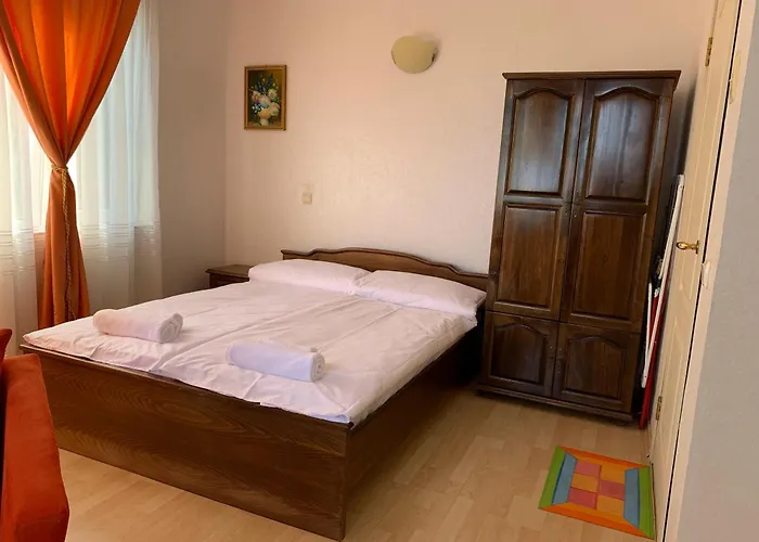 Sunray Guest House, Private & With Lovely Sea View Varna