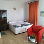 Guest house Sunray Guest House, Private & With Lovely Sea View 3*
