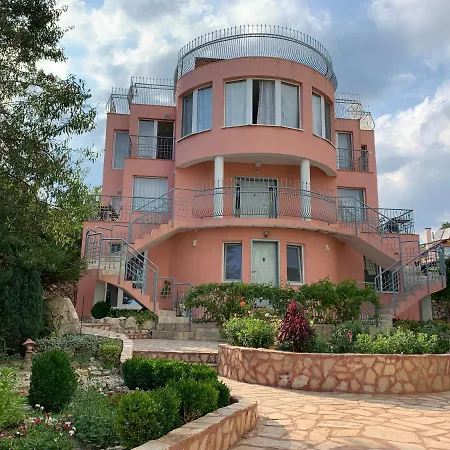 게스트하우스 Sunray Guest House, Private & With Lovely Sea View 3*