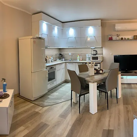 게스트하우스 Sunray Guest House, Private & With Lovely Sea View 3*
