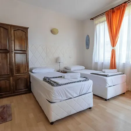 Sunray Guest House, Private & With Lovely Sea View Guest house Varna