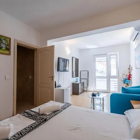 Guest house Sunray Guest House, Private & With Lovely Sea View