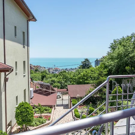 Guest house Sunray Guest House, Private & With Lovely Sea View Varna