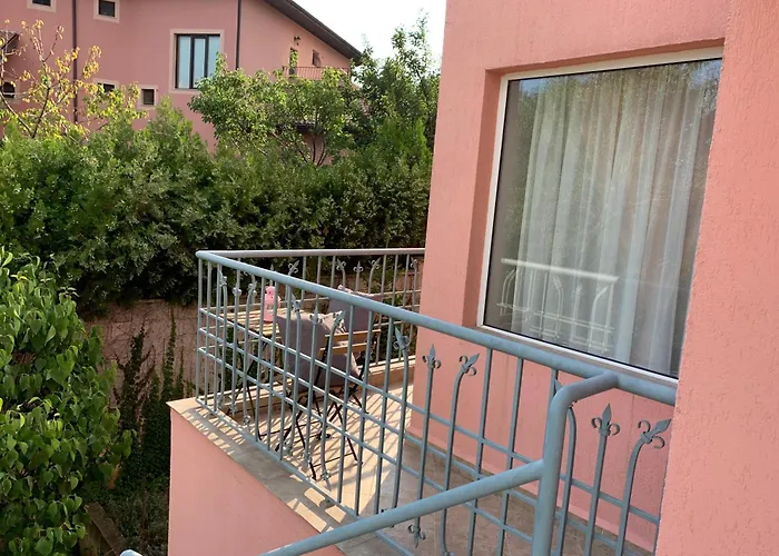 Affittacamere Sunray Guest House, Private & With Lovely Sea View