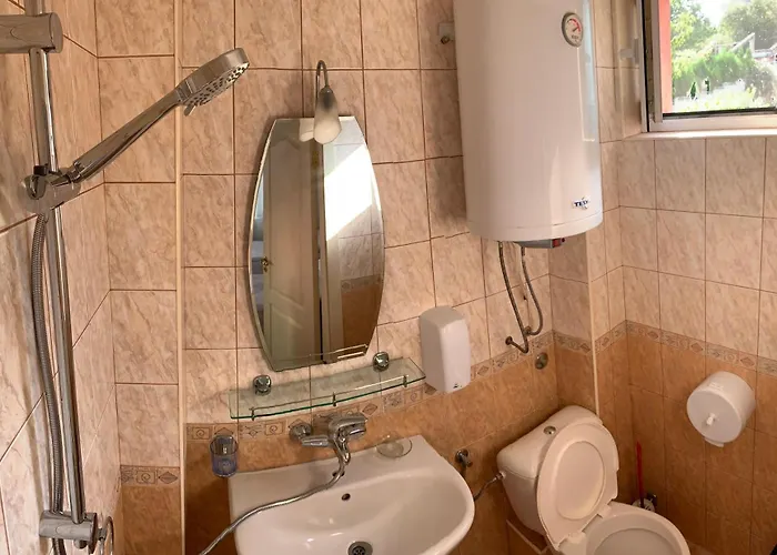 Affittacamere Sunray Guest House, Private & With Lovely Sea View